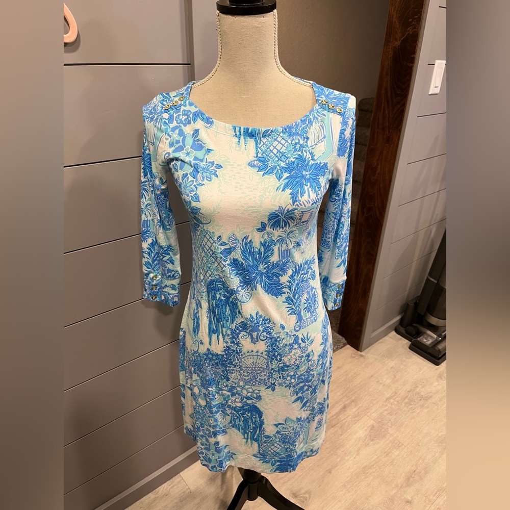 Lilly Pulitzer xs floral light blue and white dress